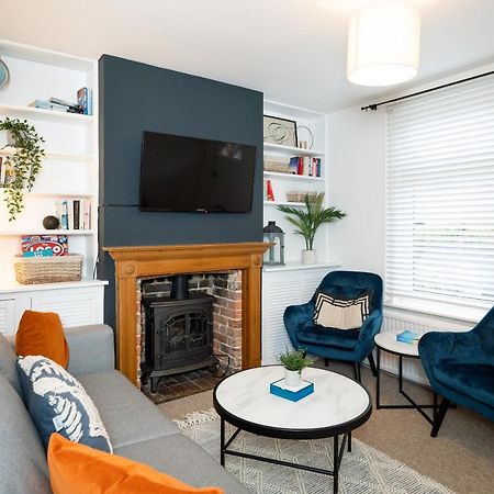 Stunning 2-Bedroom Home In City Centre With Wi-Fi! Royal Tunbridge Wells Exteriör bild