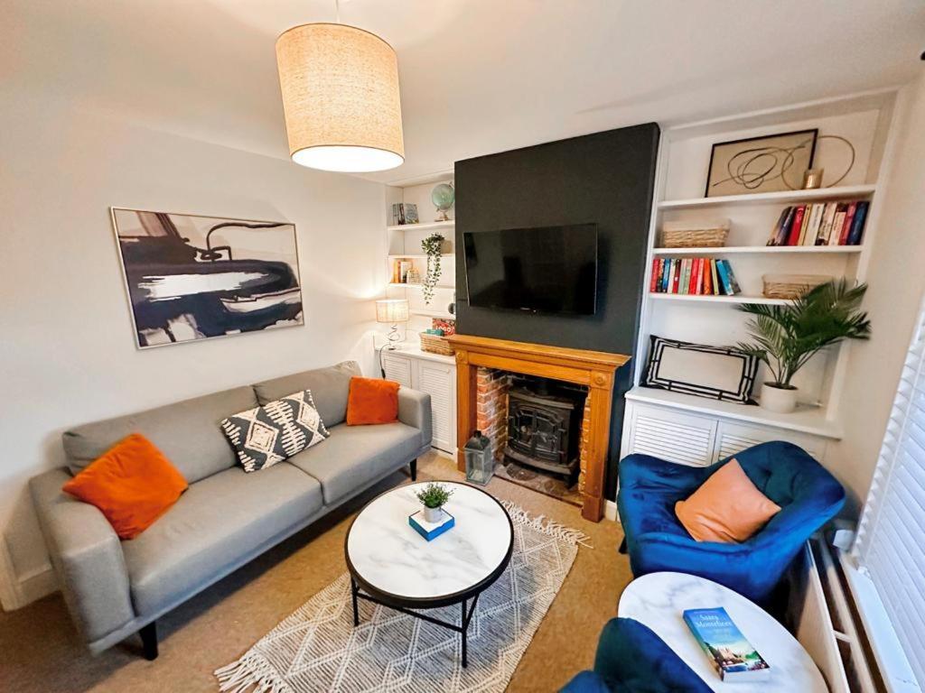 Stunning 2-Bedroom Home In City Centre With Wi-Fi! Royal Tunbridge Wells Exteriör bild