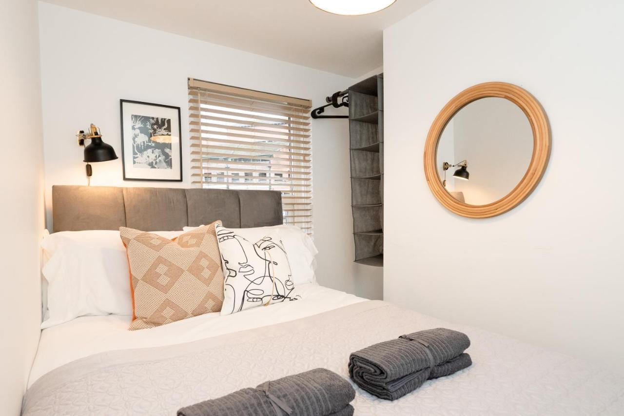 Stunning 2-Bedroom Home In City Centre With Wi-Fi! Royal Tunbridge Wells Exteriör bild
