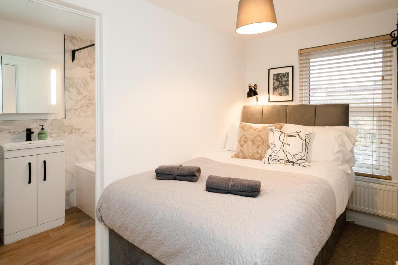 Stunning 2-Bedroom Home In City Centre With Wi-Fi! Royal Tunbridge Wells Exteriör bild