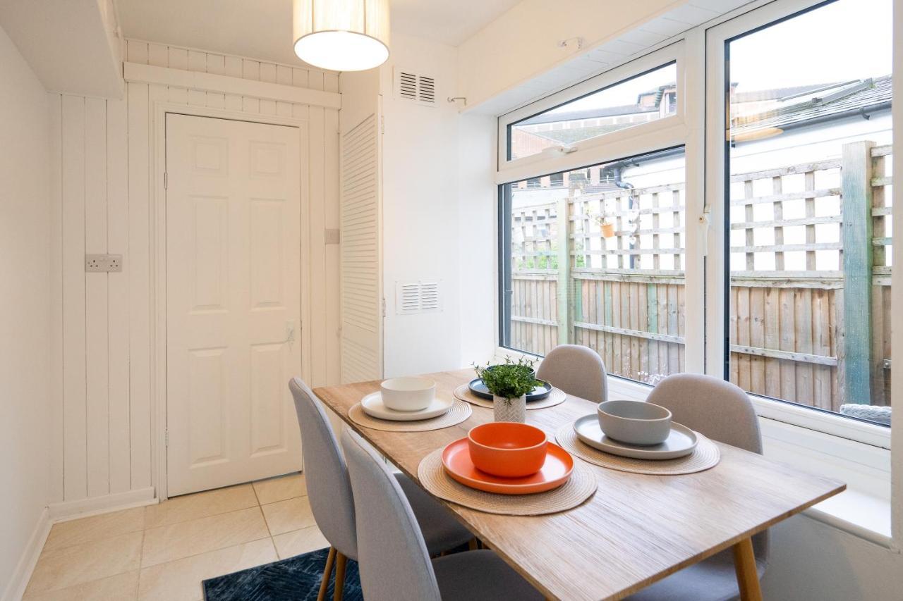 Stunning 2-Bedroom Home In City Centre With Wi-Fi! Royal Tunbridge Wells Exteriör bild